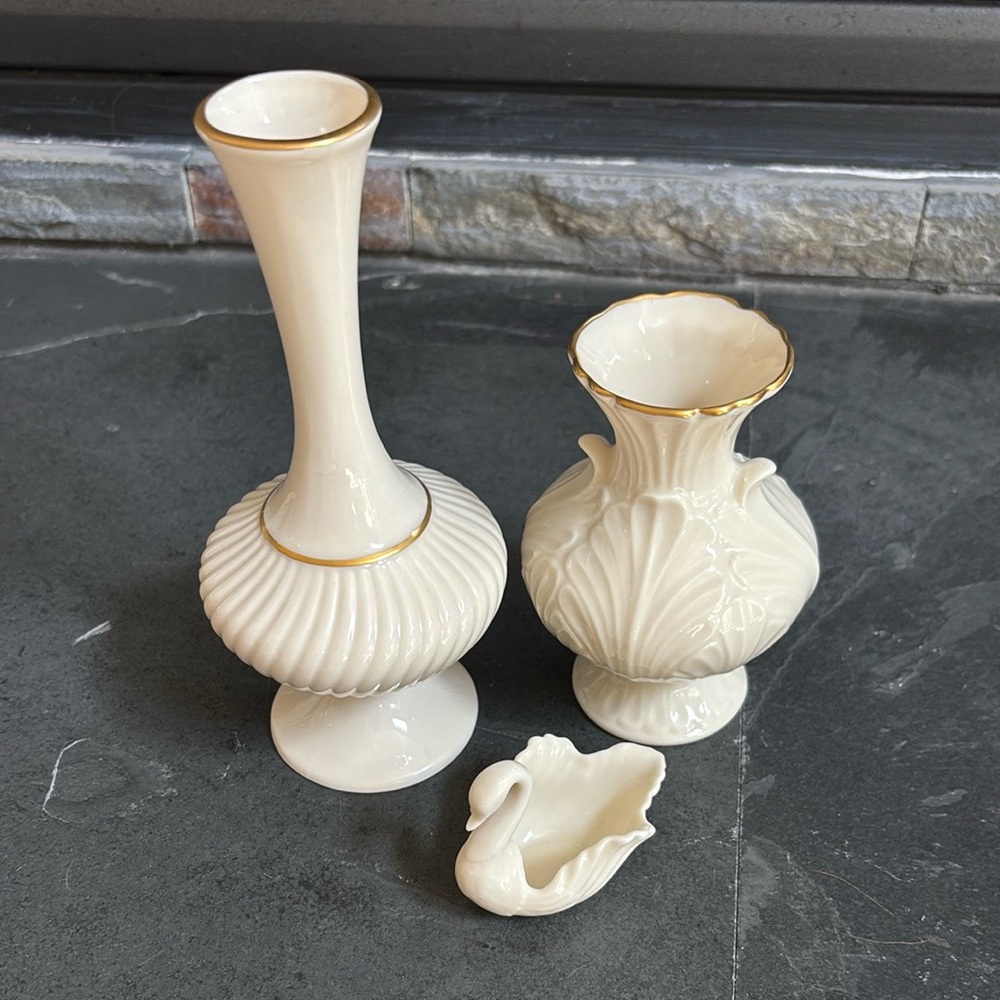 Lenox Elegant Cream Vase Set with Gold Accents